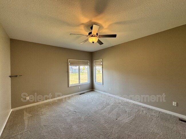 Building Photo - 1752 Woodlark Dr