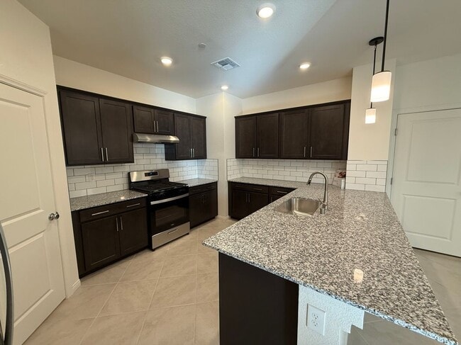 Building Photo - 3609 Canico Ln
