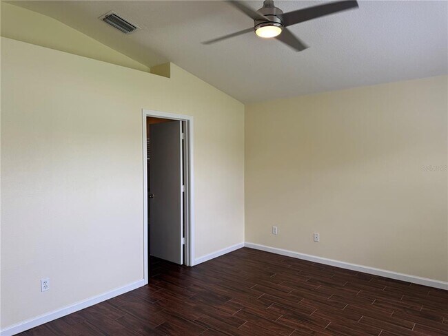 Building Photo - 12827 Early Run Ln