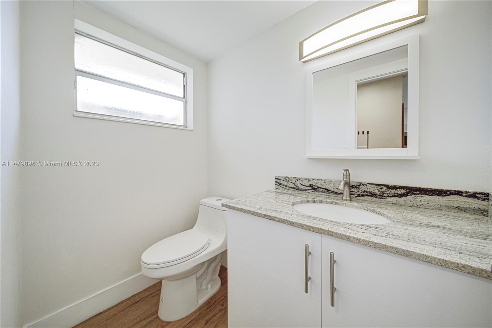 Building Photo - 8329 SW 137th Ave