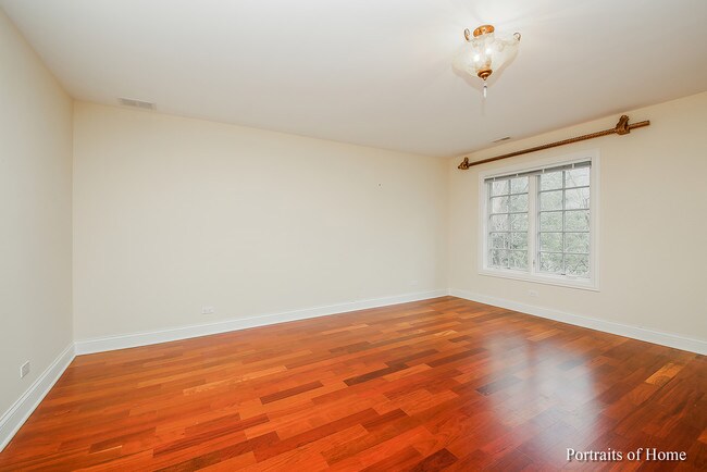 Building Photo - 5S550 Radcliff Rd