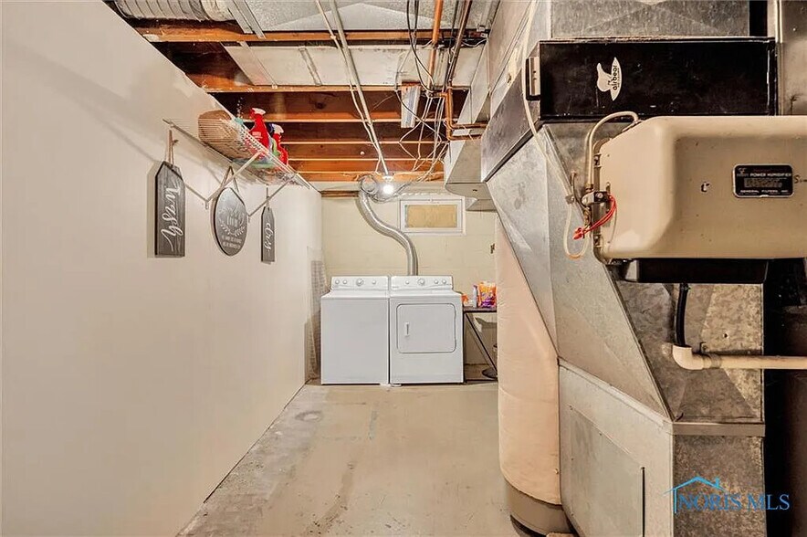 Building Photo - 2528 Aldringham Rd