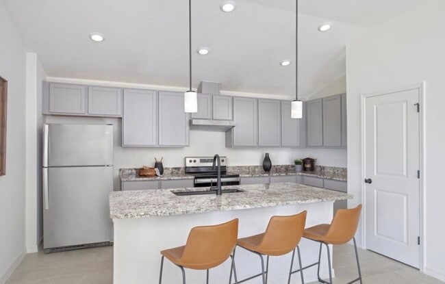 Primary Photo - 9183 Sandy Bluffs Circle