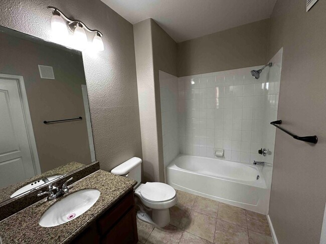 Building Photo - Summerlin 2 Bedroom Condo