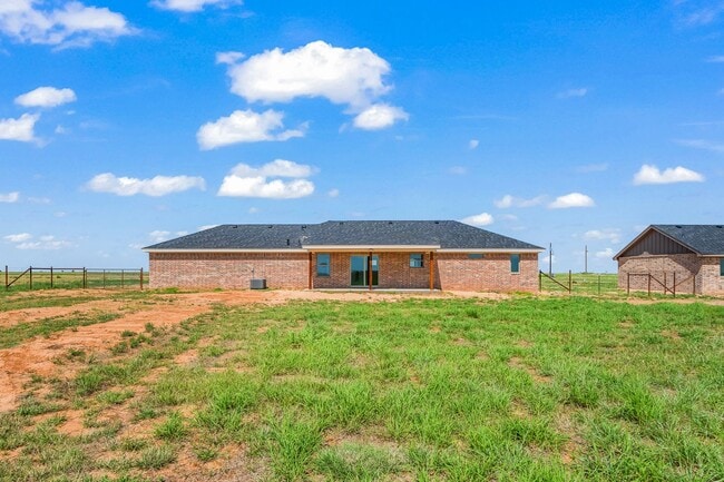 Building Photo - New Construction Home In Idalou ISD!