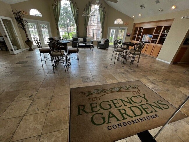 Building Photo - MOVE IN NOW!! Water included! Spacious 3 x2 on 2nd floor with screened in porch!! All tile floors!!