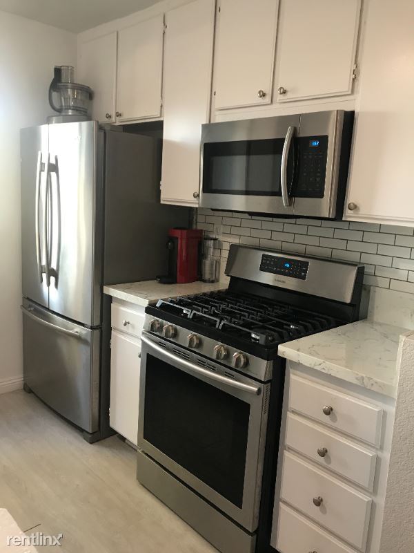 Building Photo - 2 br, 2 bath Condo - 10367 Azuaga st