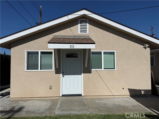 Building Photo - 831 E Hoover Ave