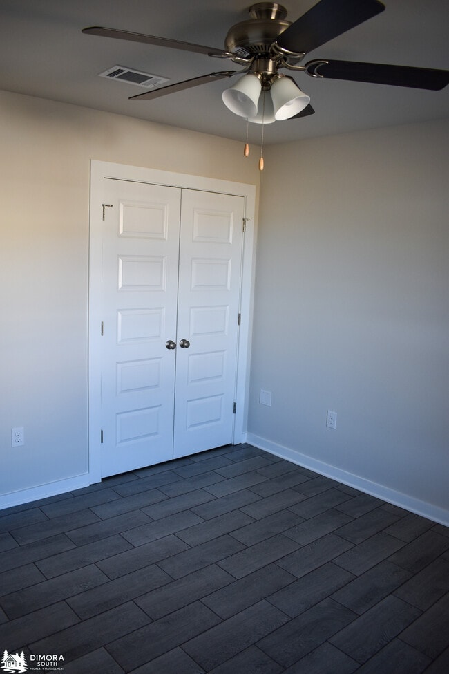 Building Photo - The Cottages of East Avenue