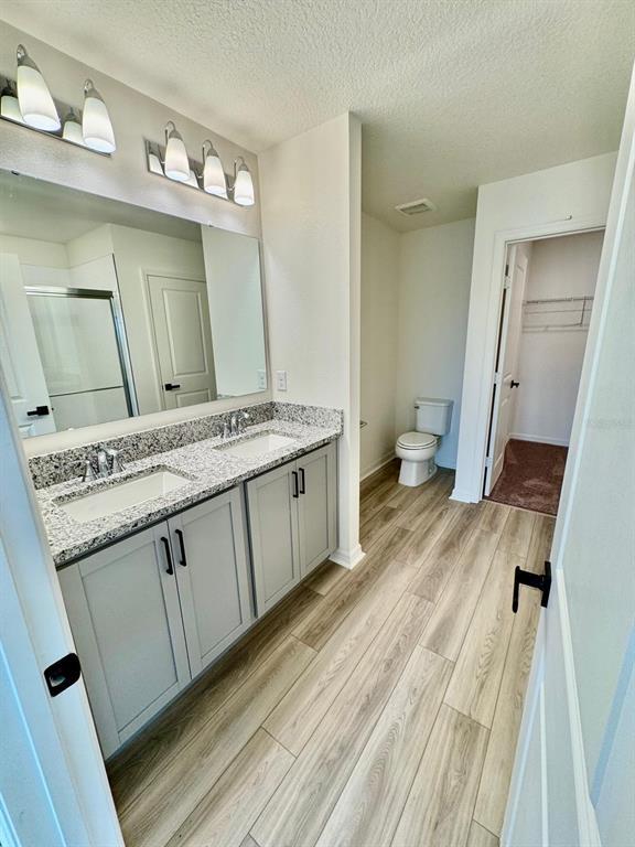 Building Photo - 9612 Westside Hls Dr