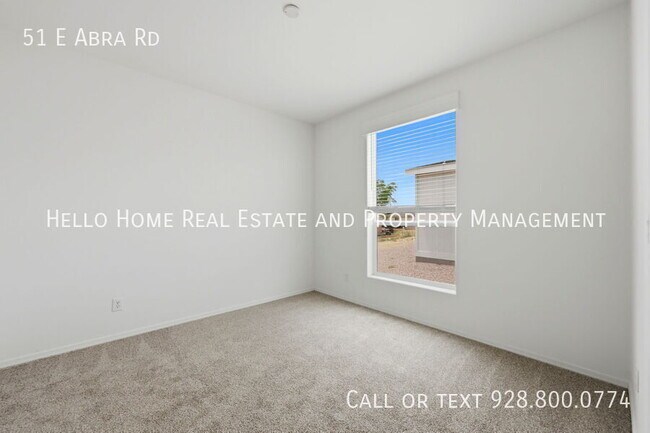 Building Photo - 51 E Abra Rd