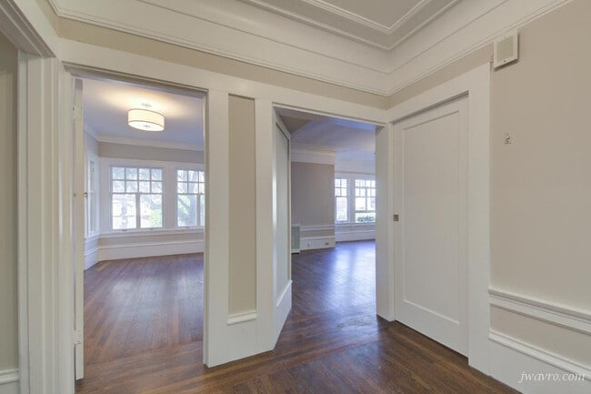 Building Photo - 2989 Jackson St