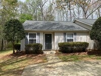 Building Photo - 120 Bogey Ln