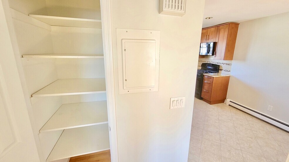 Pantry/Storage - 24 Gall Ave