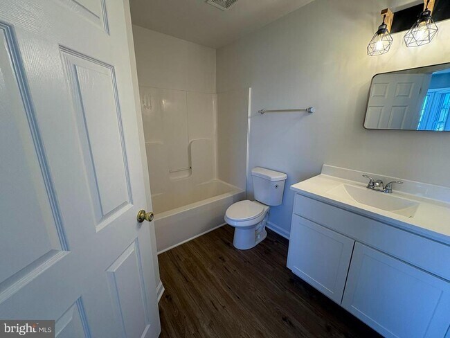 Building Photo - 55 Fuzzy Tail Dr