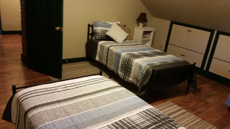 Building Photo - 960 Main St