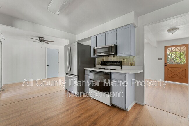 Building Photo - 11741 W 70th Pl