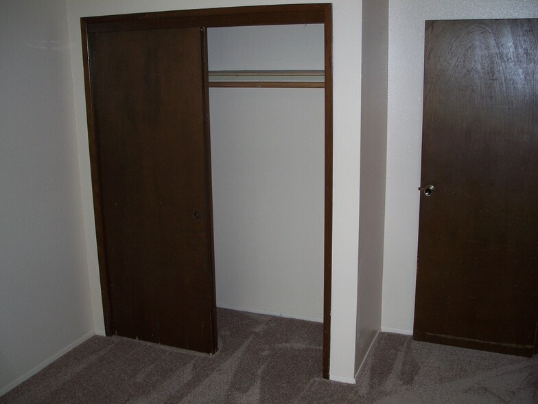 Building Photo - 11020 122nd St E