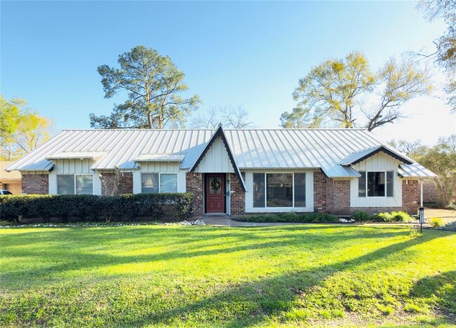 Primary Photo - 10115 Moorberry Ln