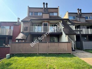 Building Photo - 8056 Pantano Pl