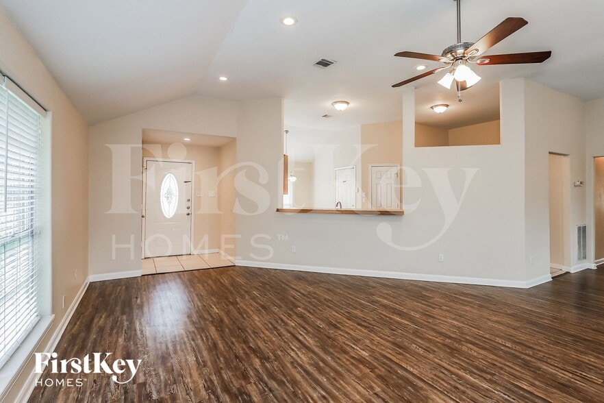 Building Photo - 5334 Hazel Grove Dr