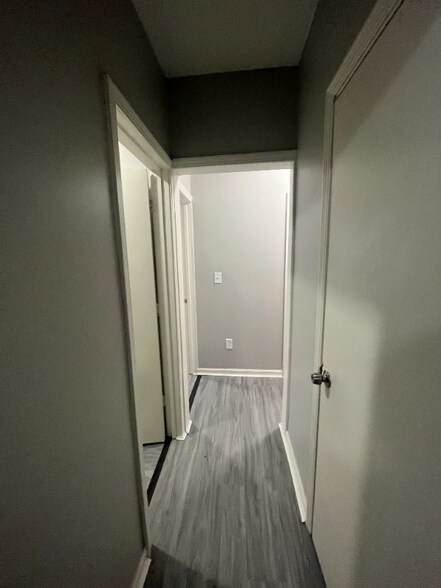 Building Photo - 235 Collins St