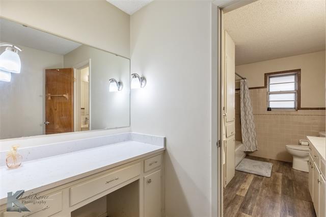 Building Photo - 1926 Richland Dr