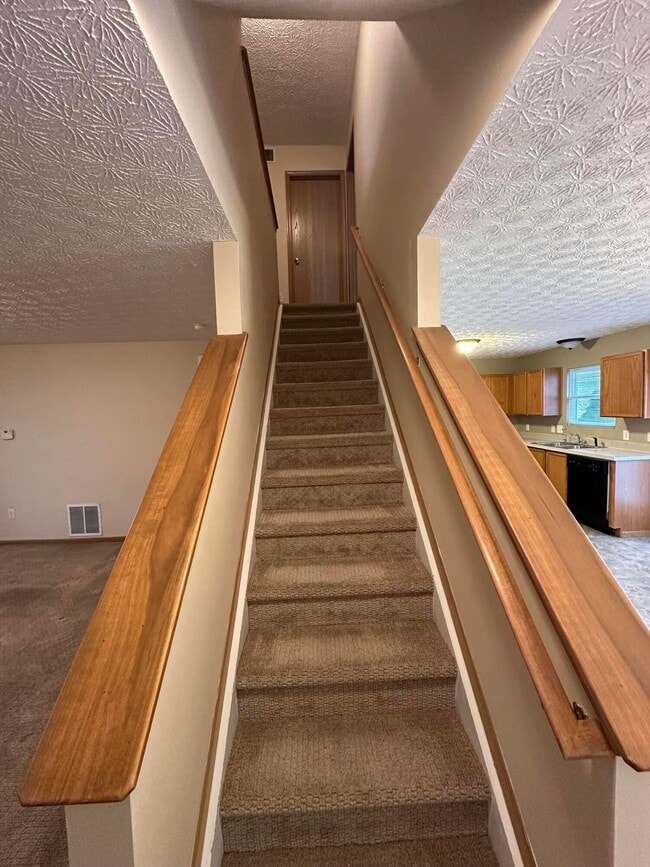 Building Photo - 135 Saratoga St