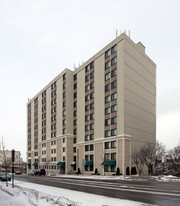 Building Photo - Urban Park Towers