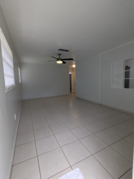 Livingroom - 2490 NE 184th St