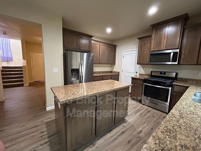 Building Photo - 3665 Venice Ave