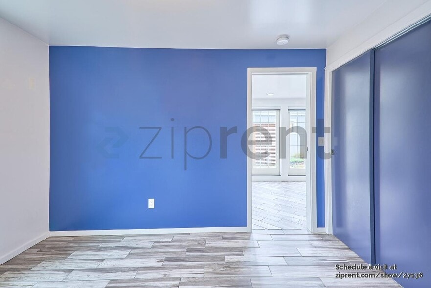 Building Photo - 3713 NE 15th Ave