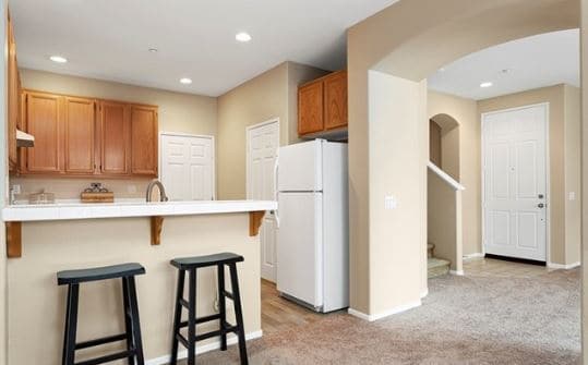 Building Photo - 41865 Davenport Way