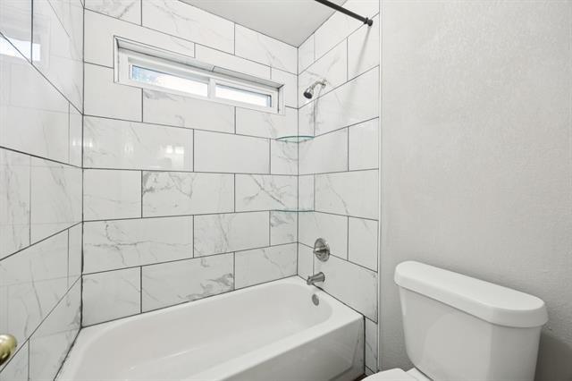 Building Photo - 1517 Brighton Dr