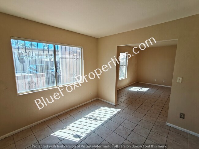 Building Photo - 3758 E 3rd St