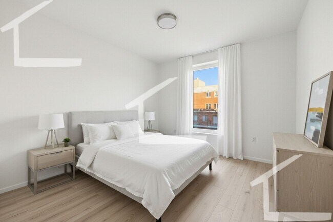 Building Photo - Beautiful 1Br/1Bth NEW CONSTRUCTION apartment!  Laundry in unit! Great locations!
