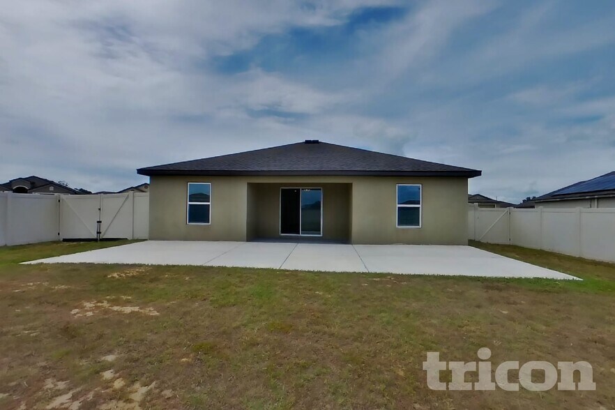 Building Photo - 2163 Mandarin Lp