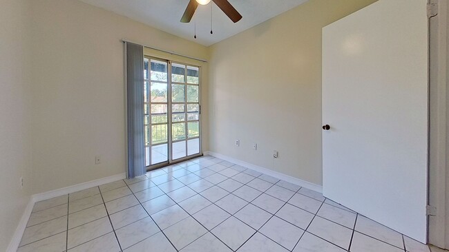 Building Photo - Spacious 3Bed/2Bath Condo in Colonial Point!