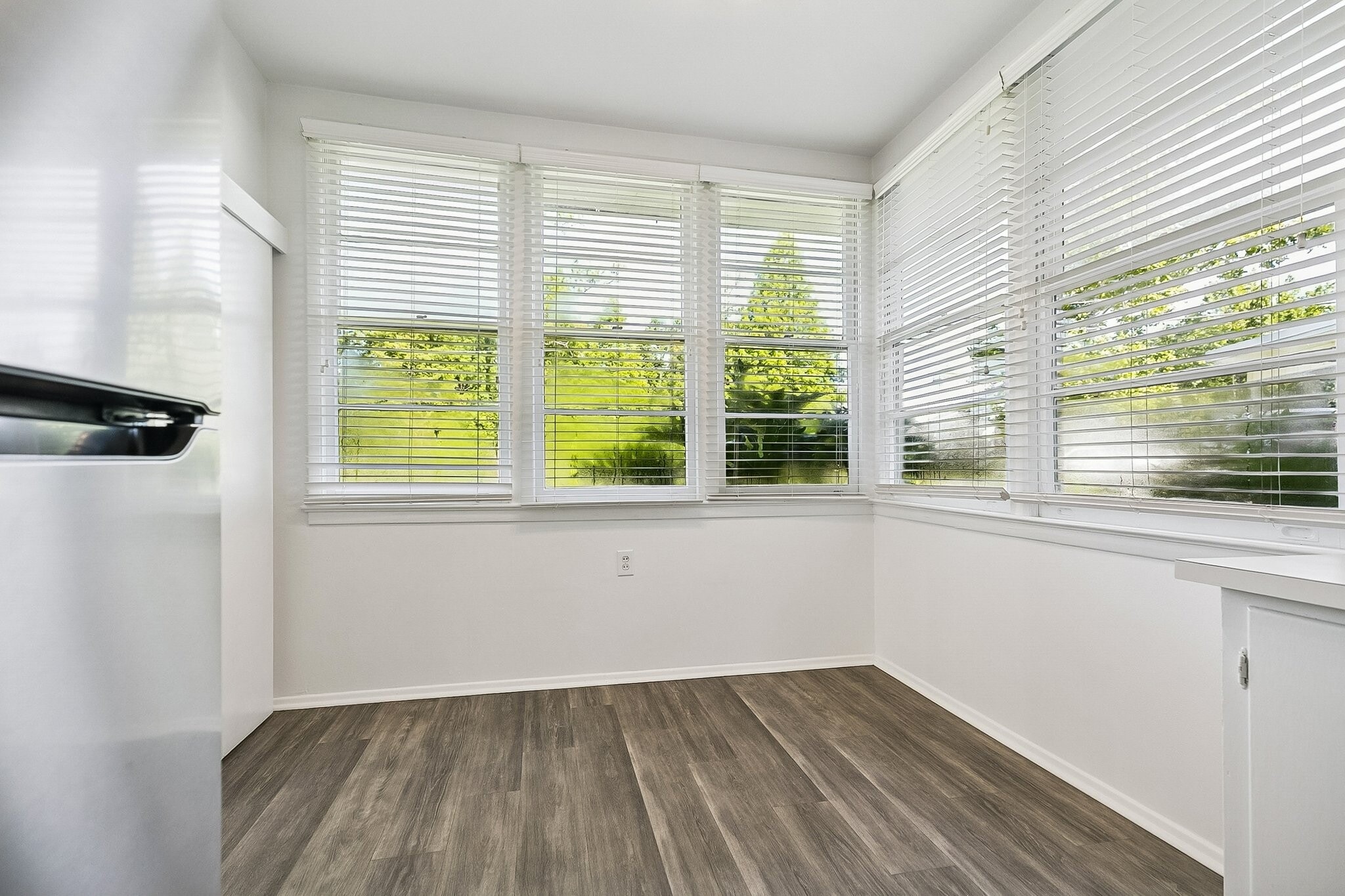 Building Photo - 1322 Knollwood Dr