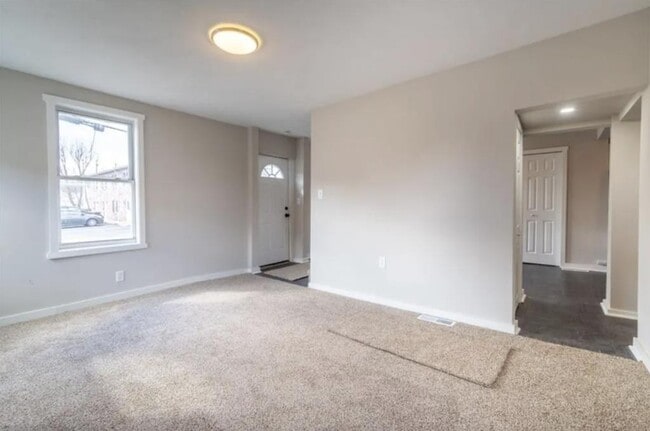 Building Photo - 406 Ligonier St