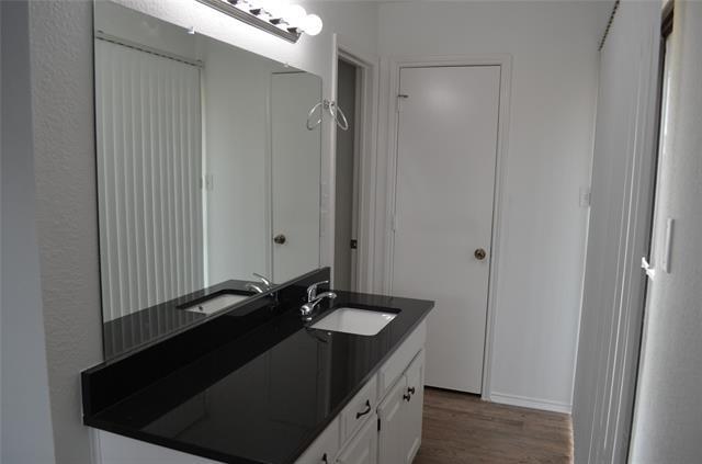 Building Photo - 4110 Green Acres Cir