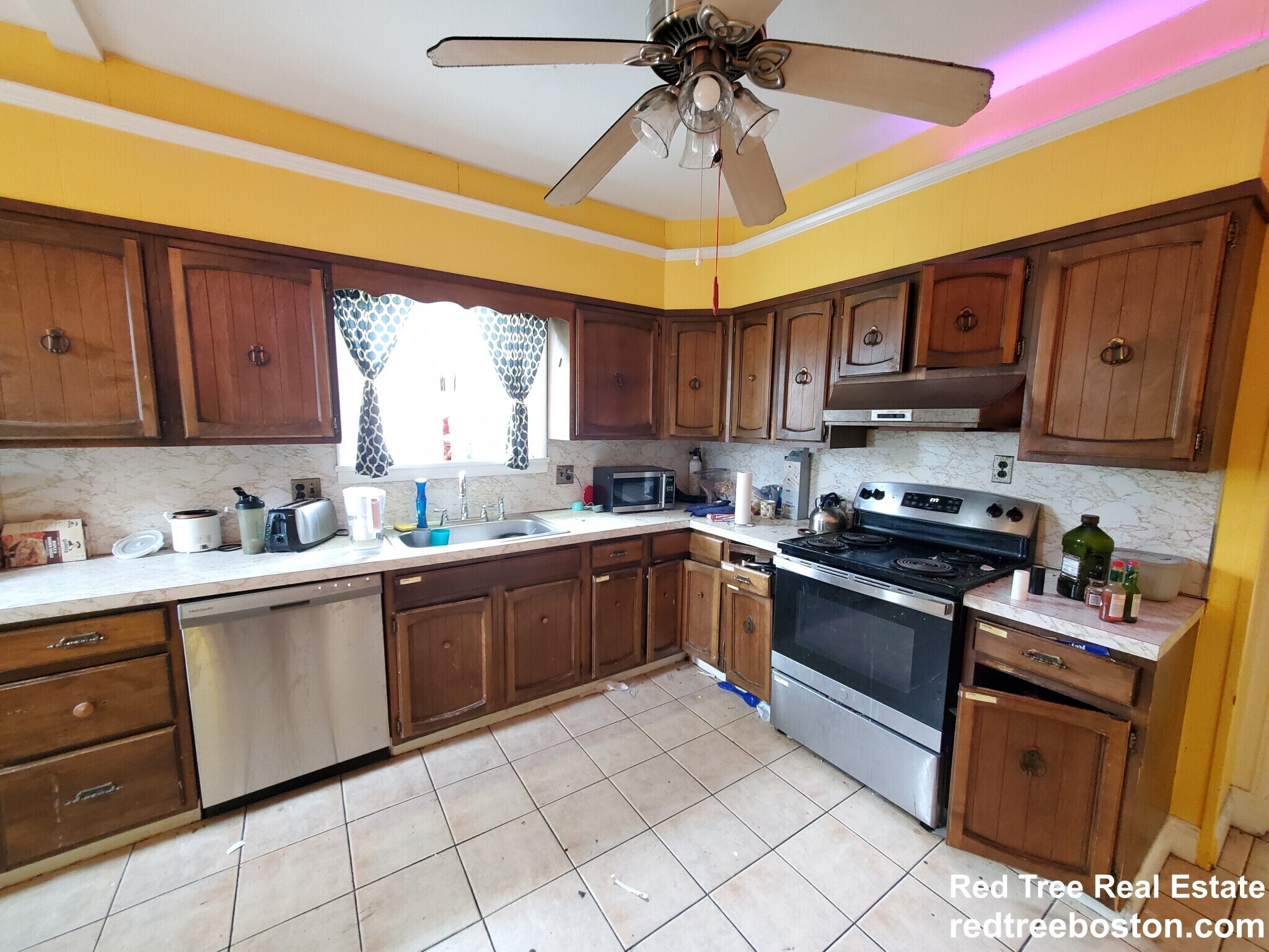 Building Photo - 217 Boston Ave