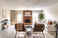 Building Photo - 587 Wedgewood Dr