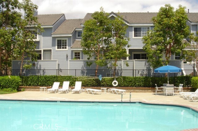 Building Photo - 2800 Plaza del Amo