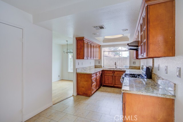 Building Photo - 13006 Parkview Dr
