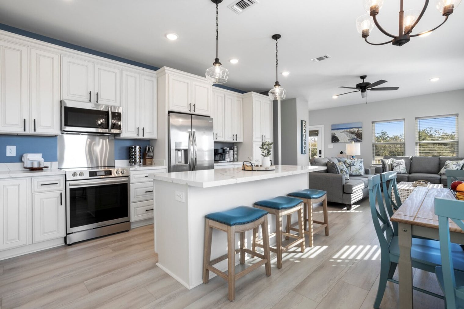 Building Photo - 135 Brady Dr