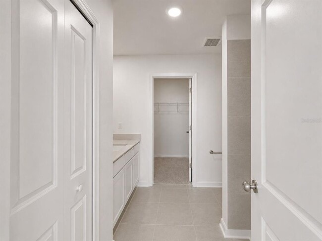 Building Photo - 2420 Bluestone Rd