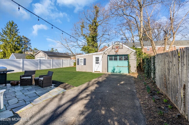 Building Photo - 24 St Nicholas Pl