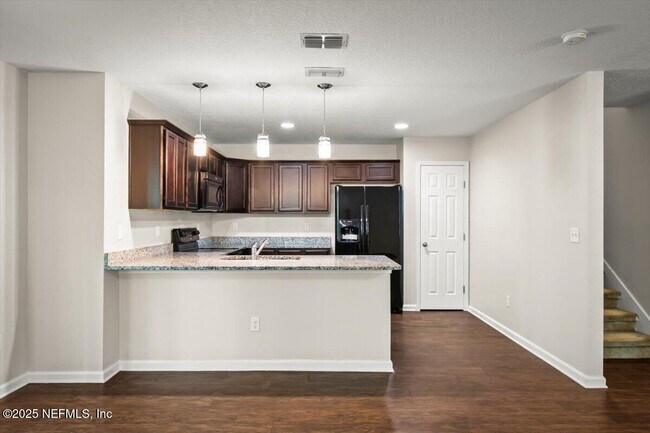 Building Photo - 8207 Highfield Ave