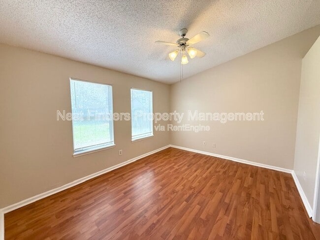 Building Photo - 11746 White Horse Rd